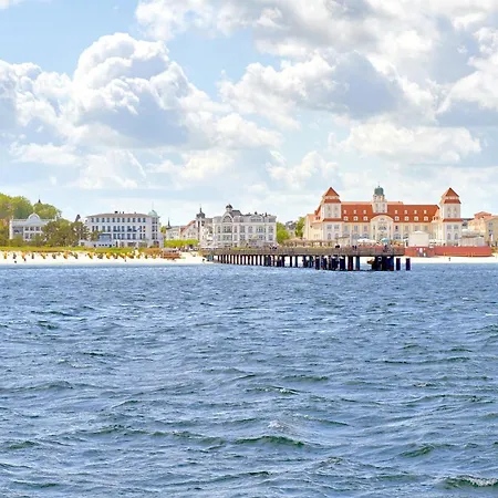 - Apt. 04 Binz